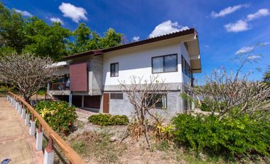 Stunning Riverside Home Phibun, Ubon Ratchathani Thailand