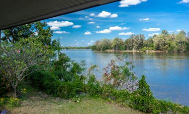 Stunning Riverside Home Phibun, Ubon Ratchathani Thailand