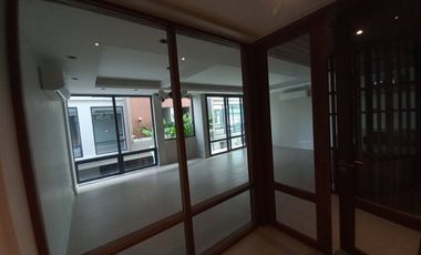 LIVE IN LUXURY: 4-Storey Townhouse in Rosevale Estates! 🏡 Unit E | 3 Car Garage | Multi-level Living at its Finest | Fully Airconditioned | Premium Am