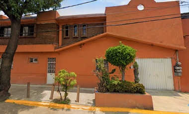 Increíble Casa en Santa Isabel Tola, Gustavo A. Madero. ¡Remate!
