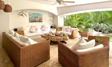 Casa en Venta, Isla Dorada Residencial, Cancún Quintana Roo.