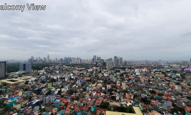 Newly turned over 1 bedroom unit with balcony and parking for sale in BGC