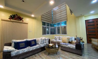 For Sale House in Multinational Village Paranaque