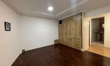Económica casa en venta en Loja barrio Epoca