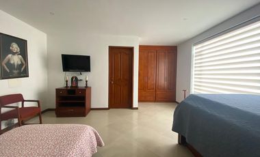 SE VENDE Y PERMUTA HERMOSA CASA CLUB RESIDENCIAL GUARIGUA, CAJICÁ CUNDINAMARCA