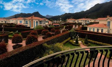 SE VENDE Y PERMUTA HERMOSA CASA CLUB RESIDENCIAL GUARIGUA, CAJICÁ CUNDINAMARCA