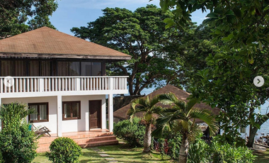 White Sand Beachfront Resthouse in Batangas