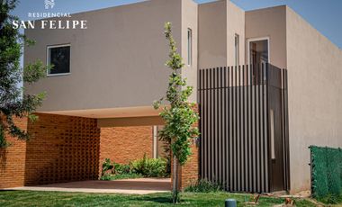 Casa en Venta - Residencial San Felipe