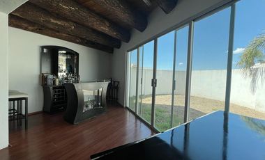 Casa en Renta en Lomas del Tecnologico con cuarto de juegos.