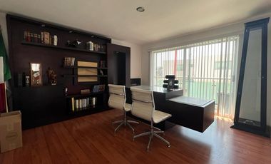 Casa en Renta en Lomas del Tecnologico con cuarto de juegos.