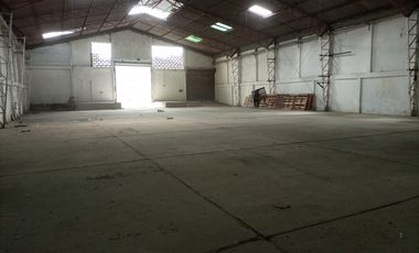 ALQUILER DE GALPÓN EN MAPASINGUE DE 800m2