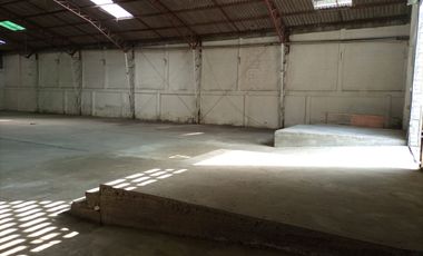 ALQUILER DE GALPÓN EN MAPASINGUE DE 800m2