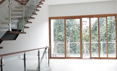 BISA CASH TAHAP 5 TAHUN. RUMAH MEWAH CIGADUNG DAGO BANDUNG UTARA.