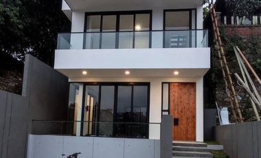 BISA CASH TAHAP 5 TAHUN. RUMAH MEWAH CIGADUNG DAGO BANDUNG UTARA.