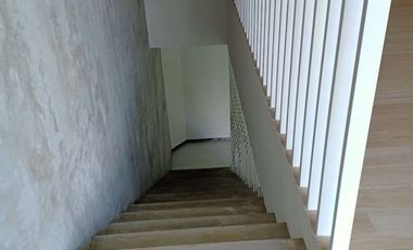 BISA CASH TAHAP 5 TAHUN. RUMAH MEWAH CIGADUNG DAGO BANDUNG UTARA.
