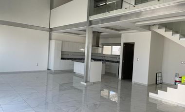 SE VENDE CASA EN LUCEPOLIS