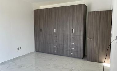 SE VENDE CASA EN LUCEPOLIS
