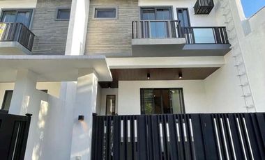 Five Bedroom Duplex House and Lot for Sale in Pasig City