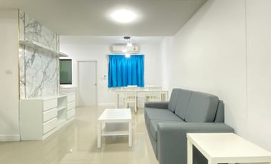 🎉 Sale / Rent 🎉 Townhouse Pruksa Ville 73 Pattanakarn 38 - Onnut 39 Fully Furniture Near Sukhumvit Thonglor Tel 085-161----- (TA50-21)