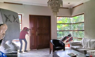 Rumah Bonus Pool Area Cipete Utara, 650 Meter Ke Jalan Antasari