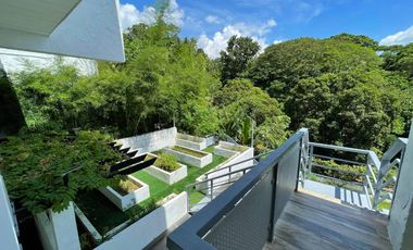For Sale: Overlooking House with Elevator in Banilad Cebu