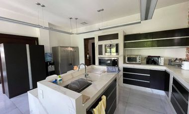 For Sale: Overlooking House with Elevator in Banilad Cebu