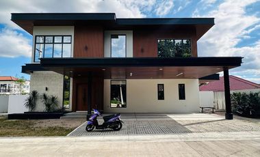 FOR SALE/LEASE BRAND NEW MODERN HOUSE WITH POOL IN ANGELES CITY NEAR CLARK