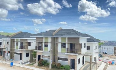RFO BLOCK 31 LOT 3B FOR SALE 4 BEDROOMS DUPLEX HOUSE IN MINGLANILLA HIGHLAND PHASE 1