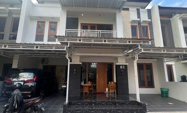 2 Storey House For Rent In Housing in Jombor, Yogyakarta : Fully Furnished