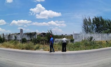 SE VENDE TERRENO SUBURBANO