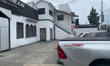 VENTA TERRENO COMERCIAL EN CUENCA, UNA CUADRA DEL AEROPUERTO, DOS CUADRAS  UNIVERSIDAD TECNICA SALESIANA