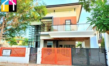 BRANDNEW HOUSE WITH 5 BEDROOMS IN TALISAY CEBU