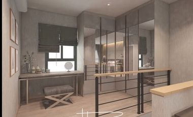 Sale with Tenant Townhome Soi Phatthanakan 20