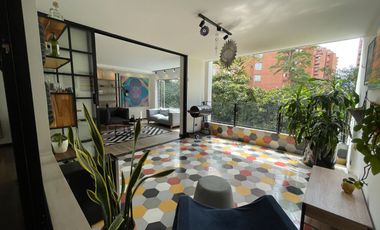 Venta Apto Poblado Completamente remodelado en el mejor punto de la ciudad