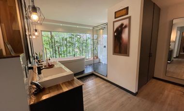 Venta Apto Poblado Completamente remodelado en el mejor punto de la ciudad