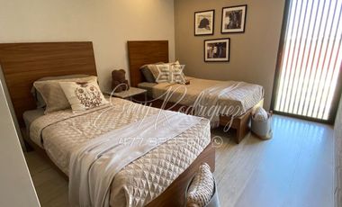 CASA EN RENTA, a 3 MIN. DE LA IBERO, León,Gto; NUEVA, 4 REC, JARDINES, FRACC. CON ALBERCA