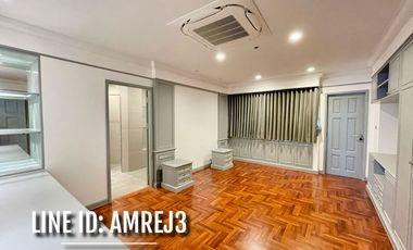 Modern Renovated Spacious 3 bedrooms for rent closed to BTS Phrom Phong