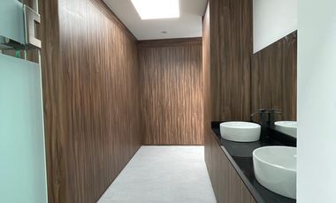 CASA EN RENTA 4 RECAMARAS (UNA EN PLANTA BAJA) AL NORTE DE LEON, GTO