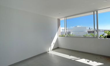 CASA EN RENTA 4 RECAMARAS (UNA EN PLANTA BAJA) AL NORTE DE LEON, GTO