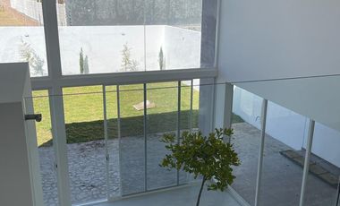 CASA EN RENTA 4 RECAMARAS (UNA EN PLANTA BAJA) AL NORTE DE LEON, GTO