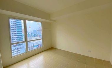 READY-FOR-OCCUPANCY 25K Monthly | Studio Unit with Patio New Turnover Tower in Mandaluyong near Ortigas RENT TO OWN