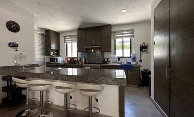 CASA EN VENTA EN FRACCIONAMIENTO LOMAS DE COCOYOC MORELOS