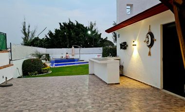 CASA EN VENTA EN FRACCIONAMIENTO LOMAS DE COCOYOC MORELOS