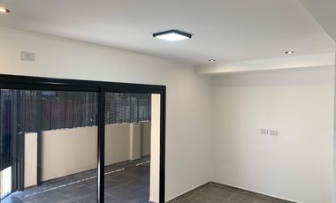 EN VENTA HERMOSA Y COMODA CASA A ESTRENAR