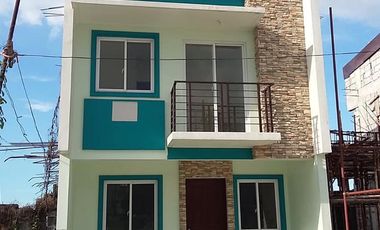 3 Bedroom House and Lot in Valenzuela City