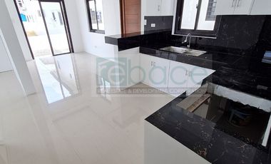 5Bedroom Accessible Single Detached House and Lot in Tanauan City !