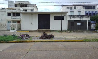 BODEGA EN RENTA EN COATZACOALCOS CERCA DEL BOULEVARD I ARLETTE FLORES