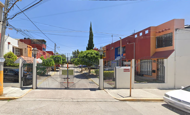CASA EN CALLE SIERRA DE GUADALUPE, COL. JOYAS DE CUAUTITLAN, CUAUTITLAN. ¡NO CREDITOS!