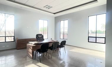 RENTA MODERNAS OFICINAS CON BODEGA CARRETERA 26 EN HERMOSILLO
