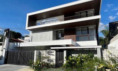 House and Lot for Sale in Mira Nila Homes, Quezon City, 7 Bedroom 7BR
